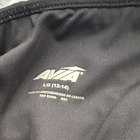 Old Navy Active Gray Tank, crop Top and Avia Yoga Dance Active Leggings - Picture 5 of 7